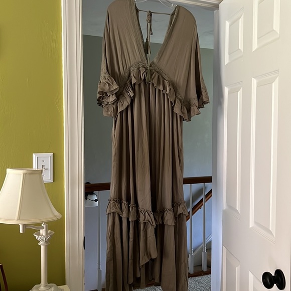 Easel Faded Olive Button Down Wing Sleeve Rayon Gauze Ruffled Edges Maxi Dress - Picture 7 of 8